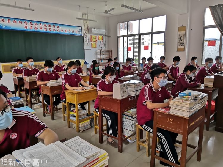 20200507213946_71202.jpg 第一课.jpg