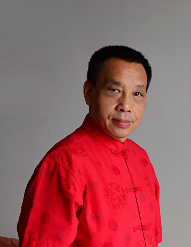 张泗端艺术简介