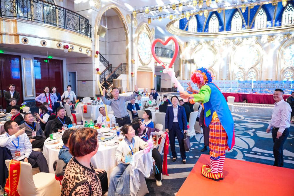 20251121162447_64524.jpg DSC02342(1).jpg