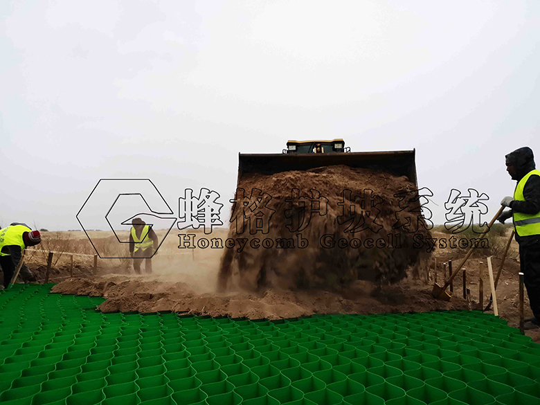 沙漠軟基承載道路工程