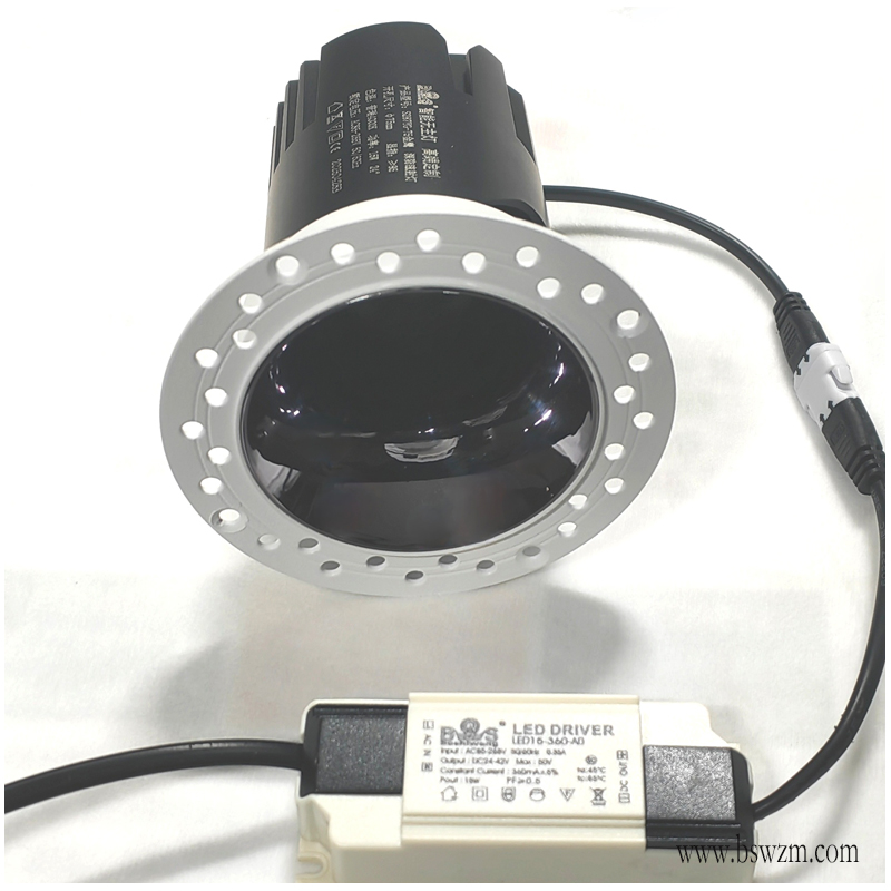S287YG金鹰 深防眩射灯21.jpg