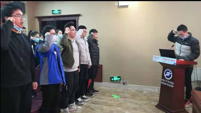 20210104165345_10585.jpg 铮铮誓言.jpg