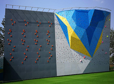 室外攀岩墙厂家