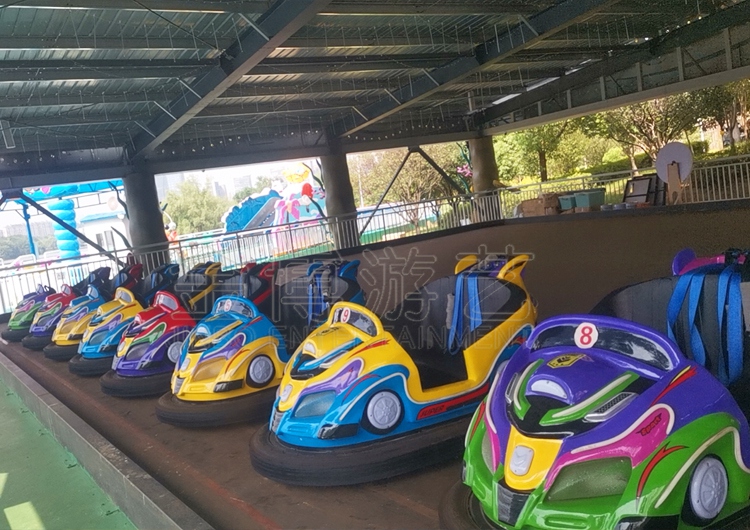 不同类型碰碰车对比 - 地网碰碰车