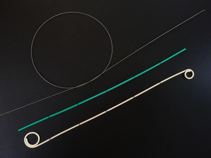 一次性使用J型导管临床规范使用指南