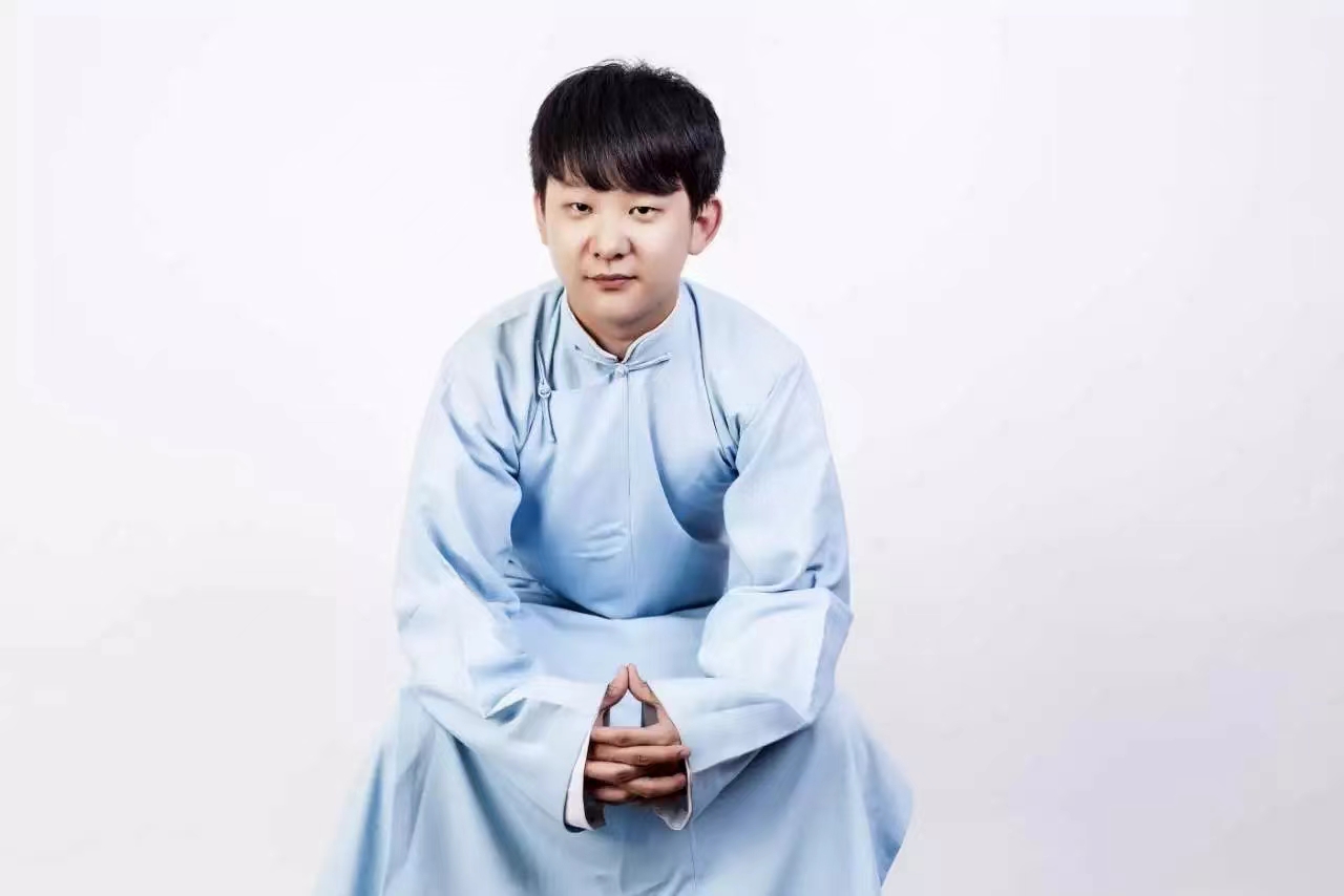 相声演员秦笑简介