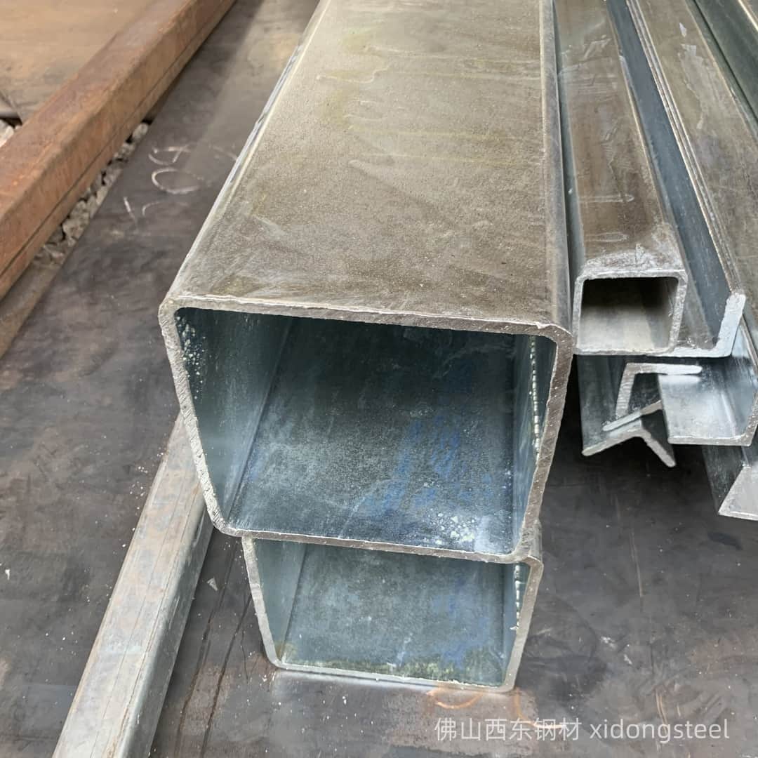 100*100*5方管实物图片