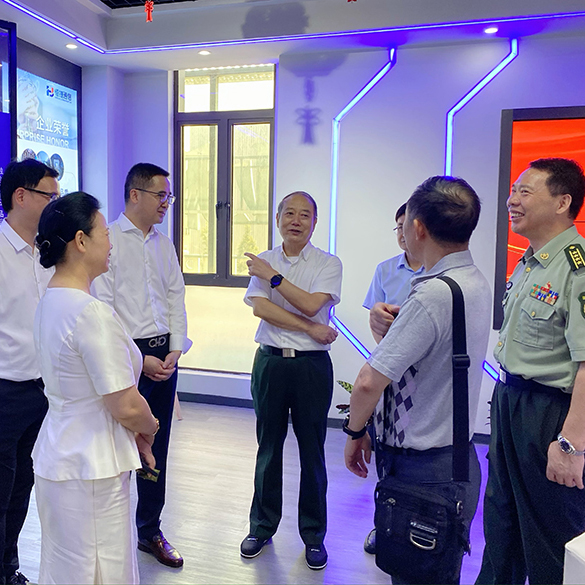 浙江省咨询委副主任王新海一行莅临恒捷智能考察调研